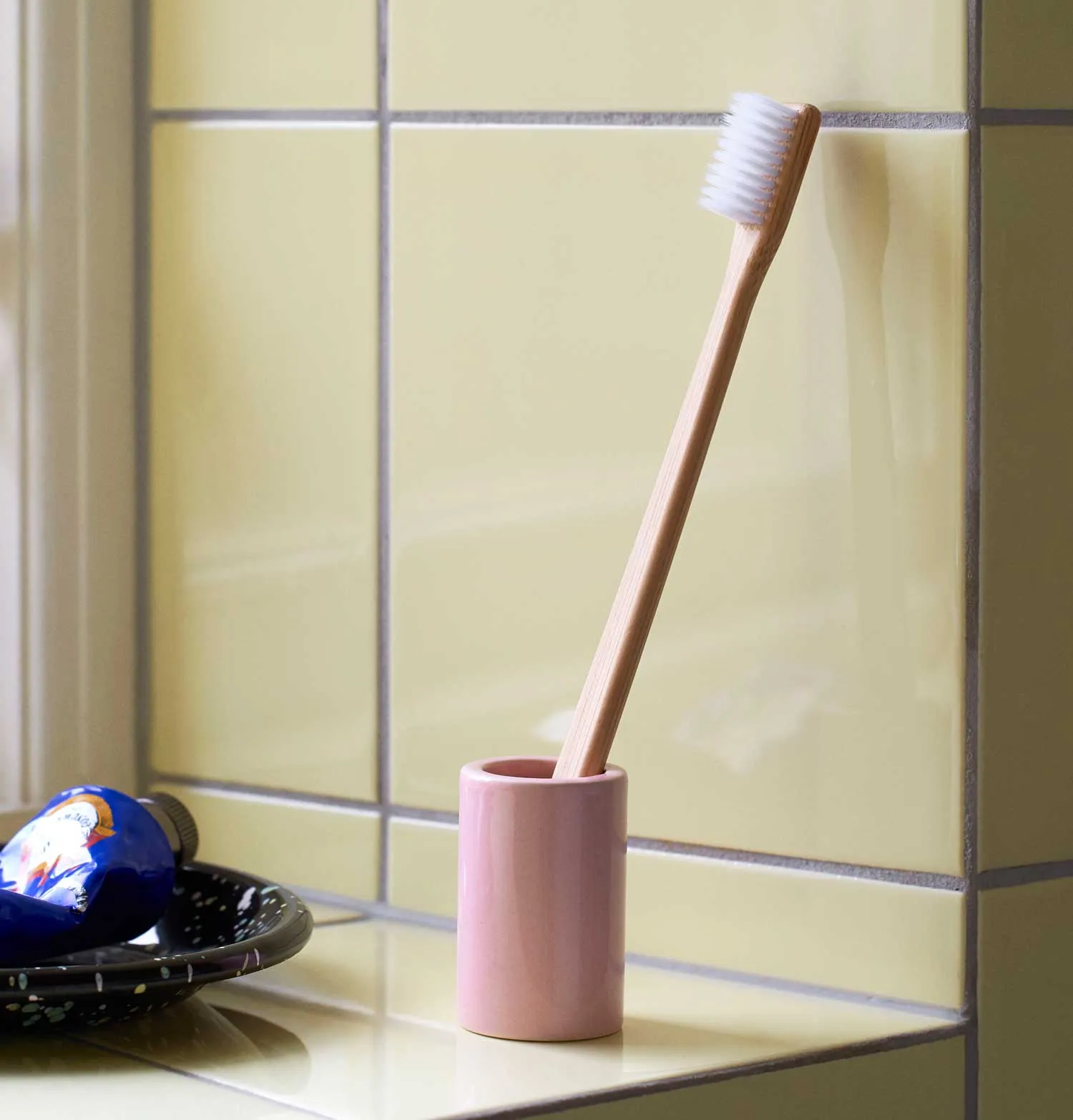 HAY Toothbrush Holder – Rose