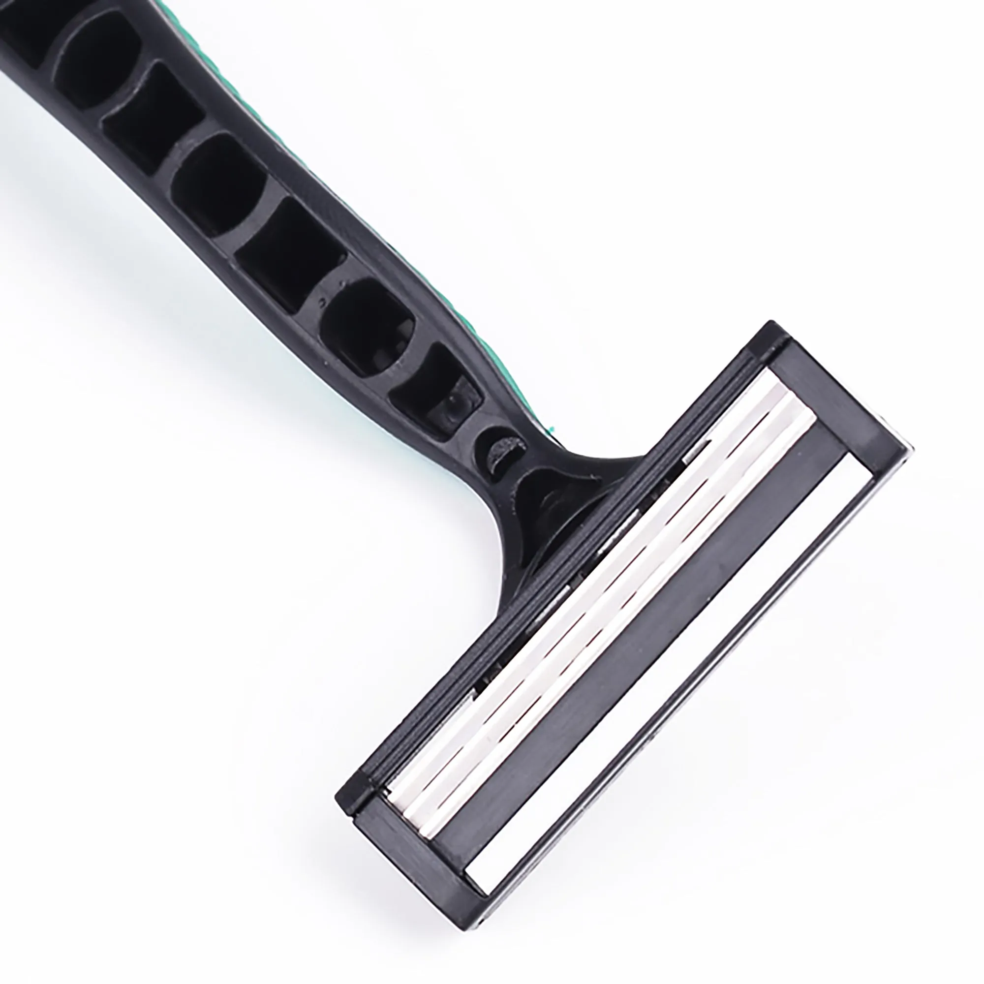 Mario Lopez 6 Disposable Razors - 3 Blade Shaving Surface Technology